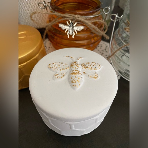 🆕🐝 “BEE LOVERS” GLASS TEA LIGHT HOLDER & DECORATIVE CONTAINER COLLECTION. NEW! - Picture 2 of 12